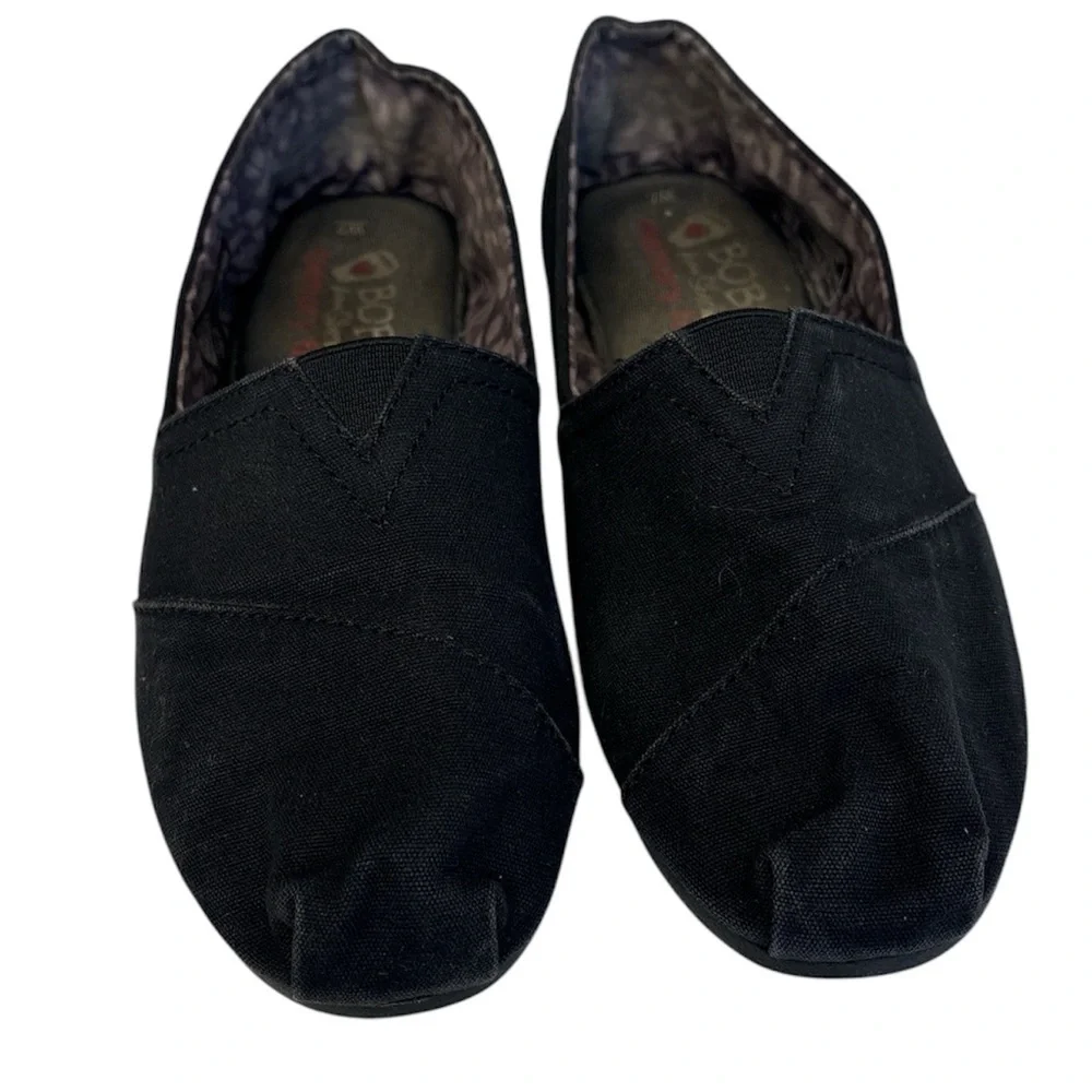 Bob’s from Skechers slip on shoes arch pillow memory foam canvas black Size 7